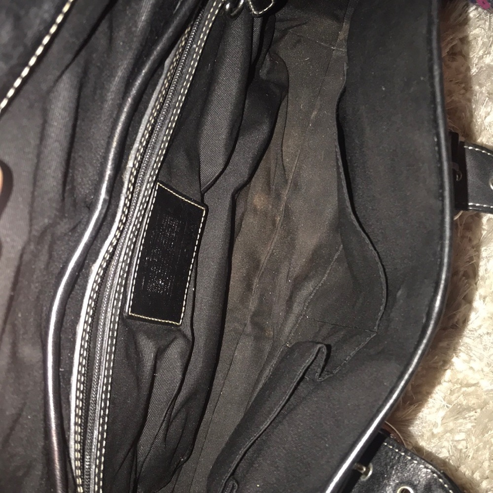 Authentic Coach purse - Picture 4 of 8